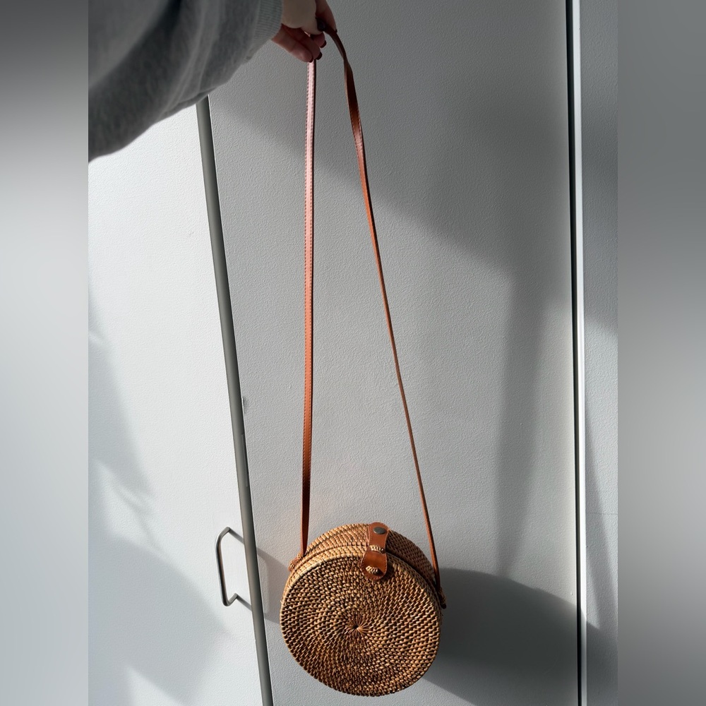 Rattan crossbody bag